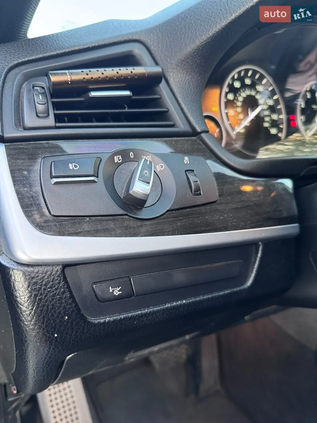 2012 BMW 5er - мініатюра 19