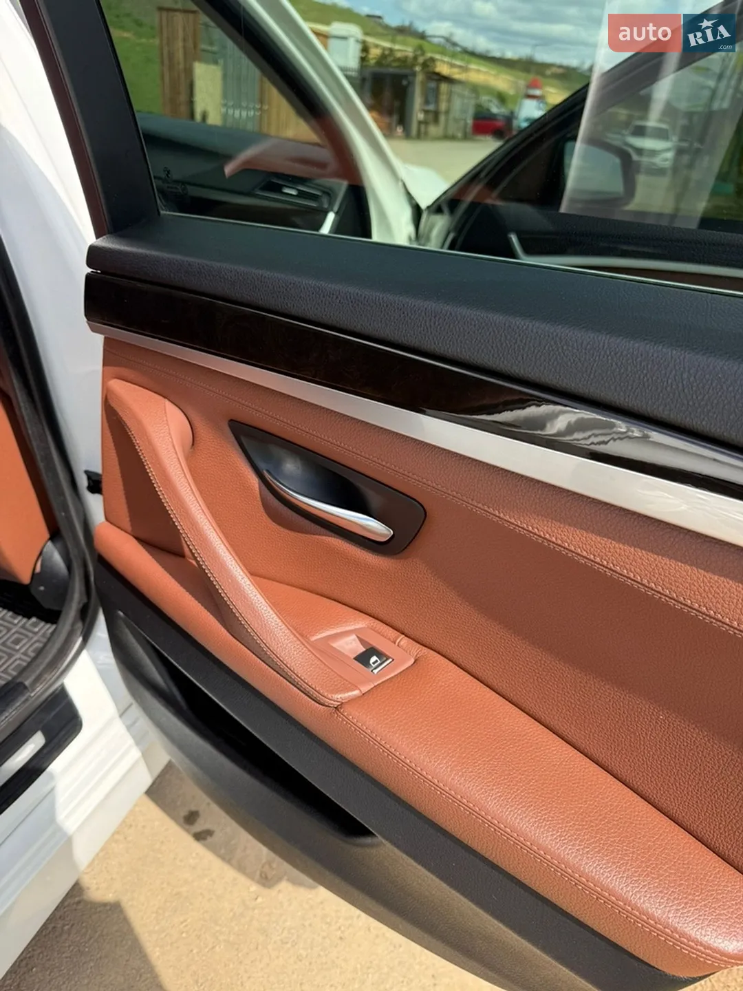 2012 BMW 5er - мініатюра 22