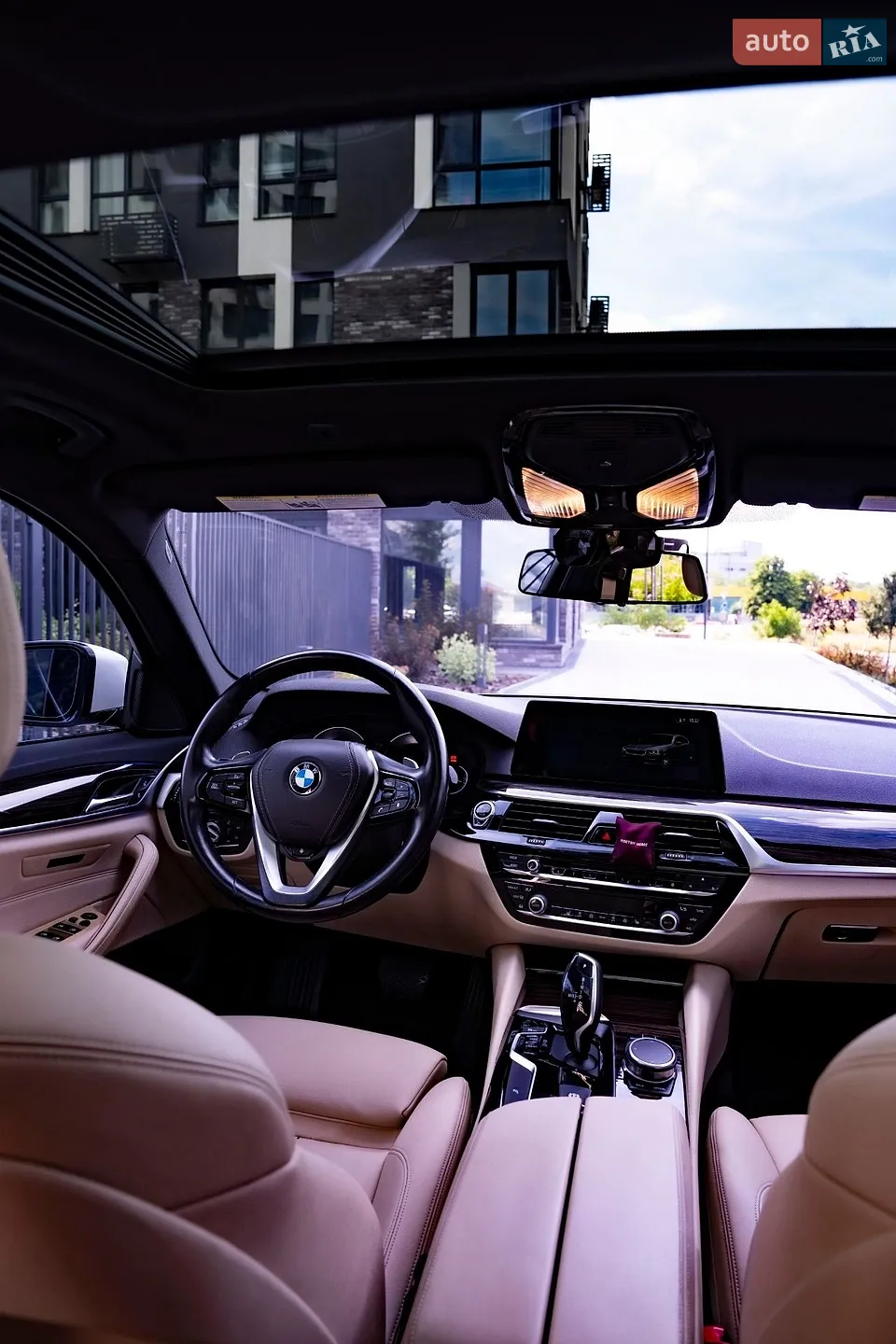 2017 BMW 5er - мініатюра 12