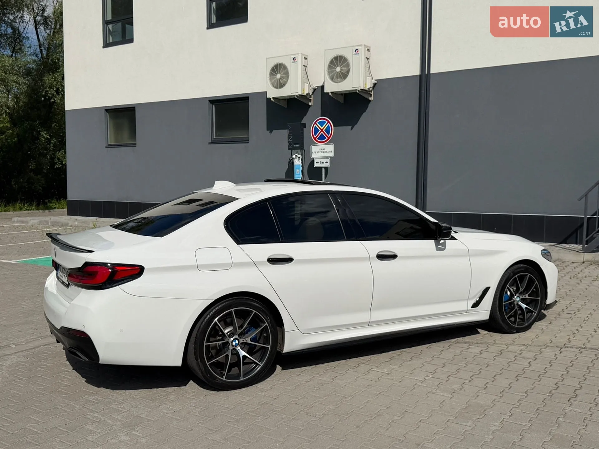 2017 BMW 5er - мініатюра 9