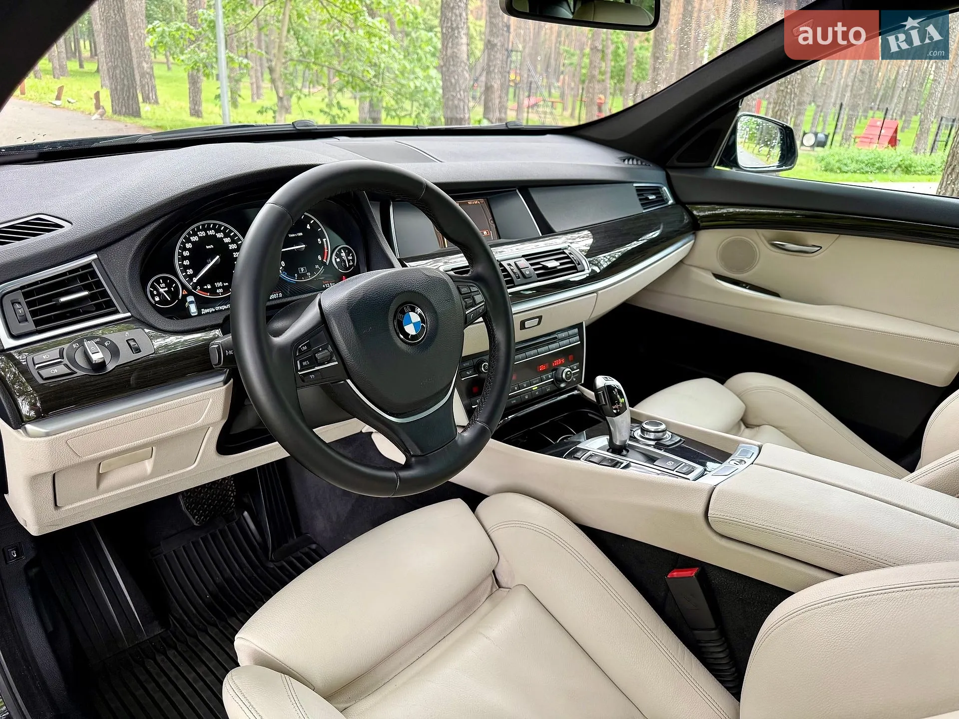 2014 BMW 5er - мініатюра 16