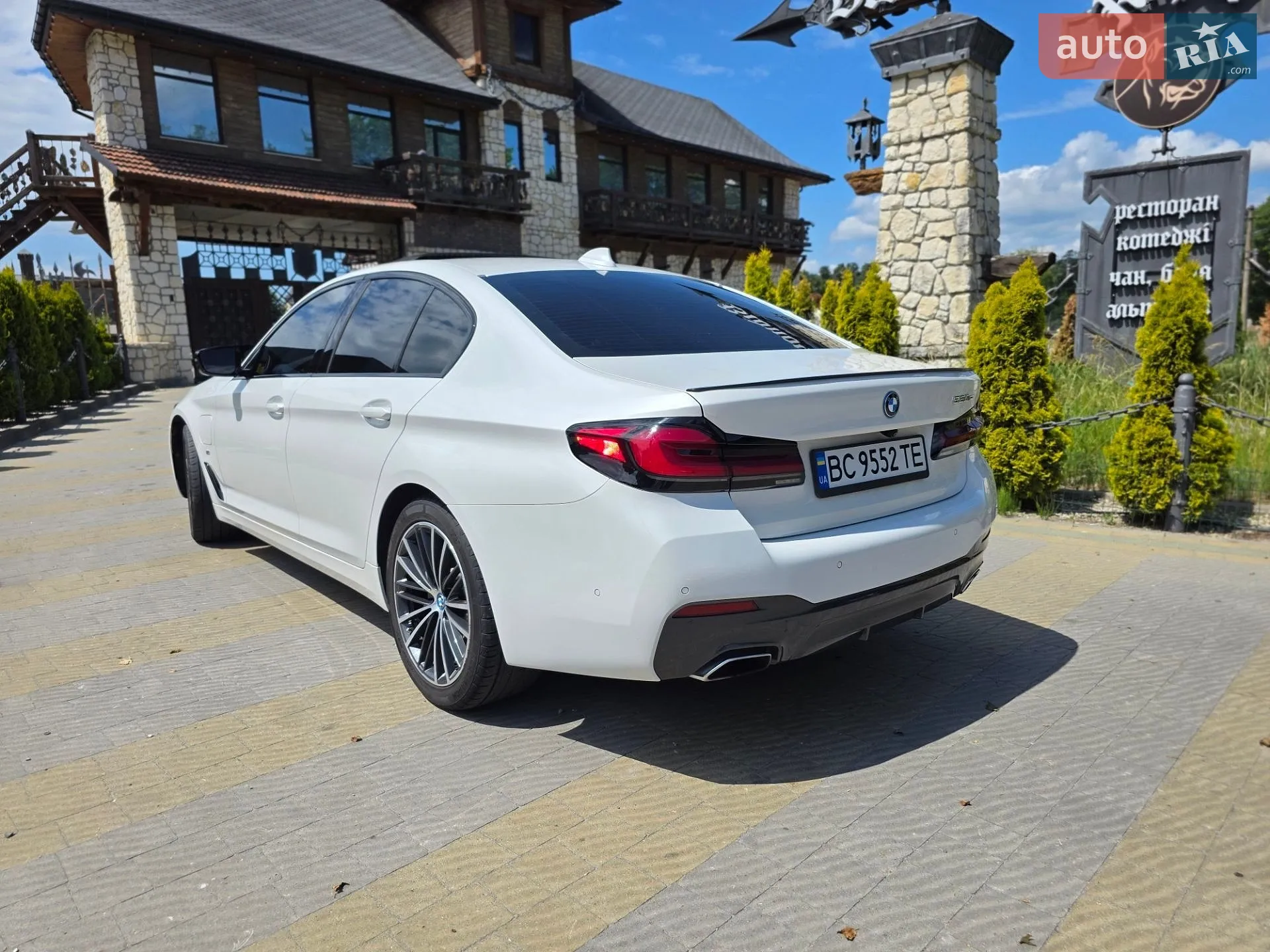 2022 BMW 5er - мініатюра 8