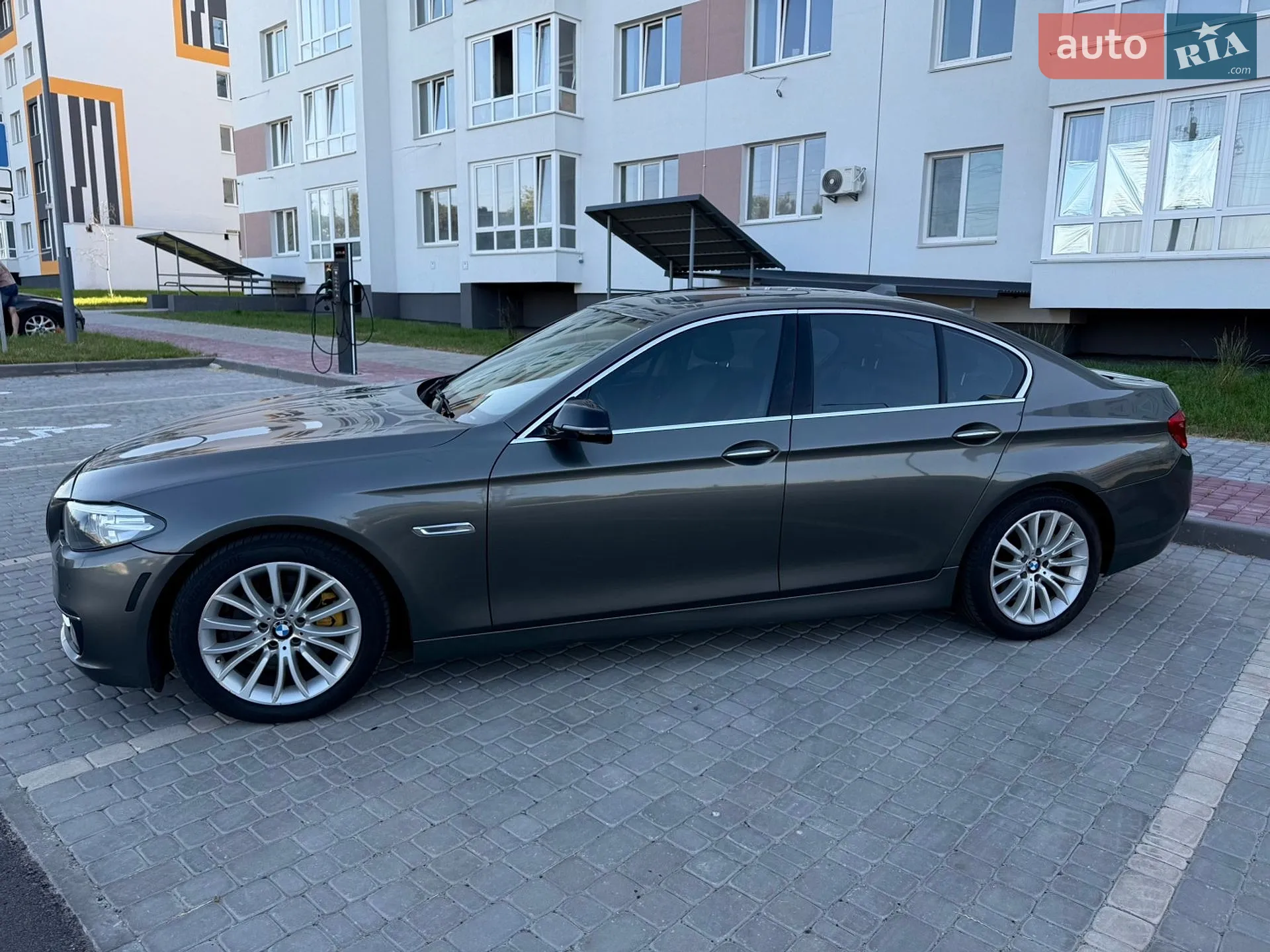 2014 BMW 5er - мініатюра 4