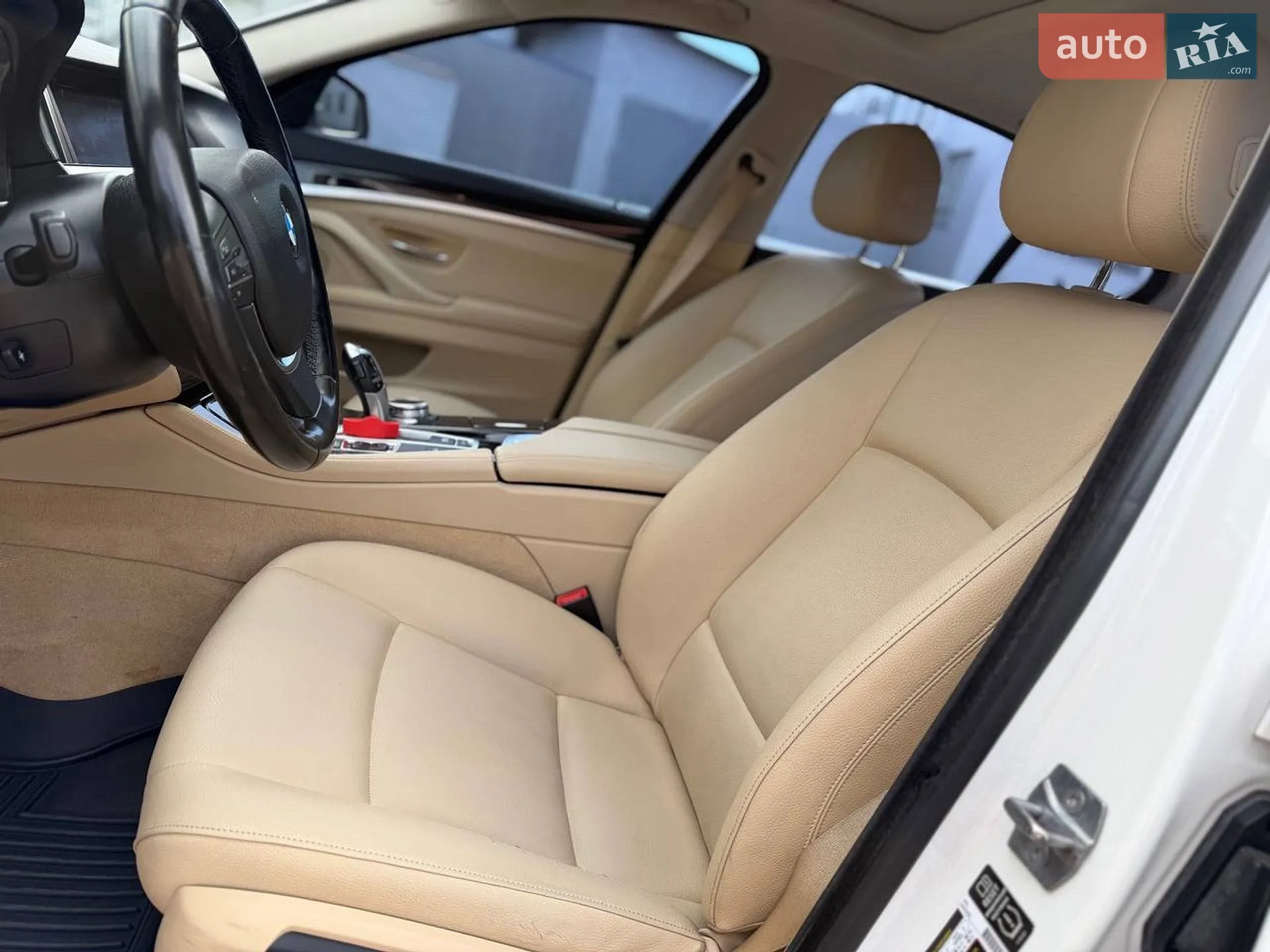 2014 BMW 5er - мініатюра 22