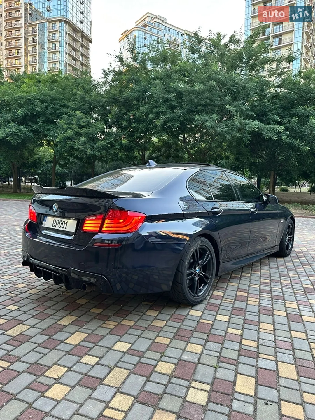 2011 BMW 5er - мініатюра 5