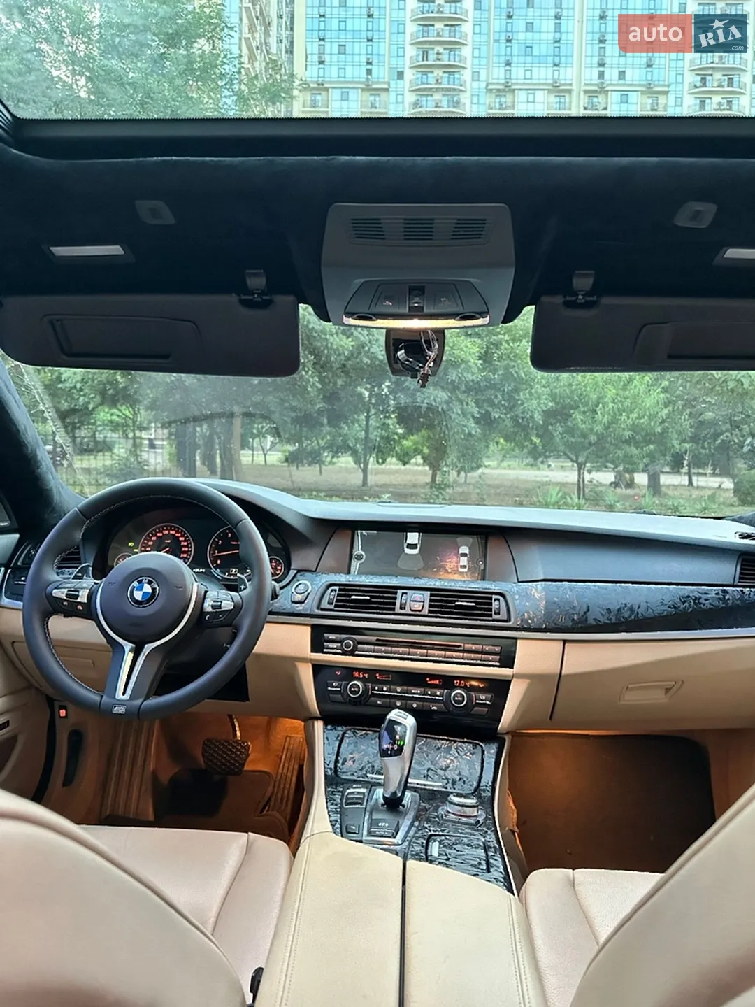 2011 BMW 5er - мініатюра 10