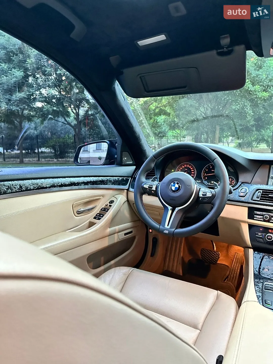 2011 BMW 5er - мініатюра 11