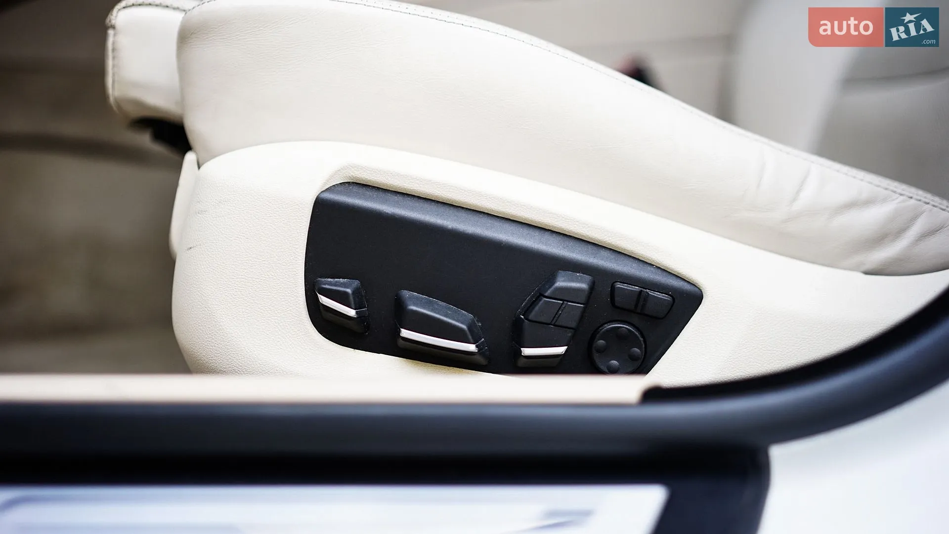 2013 BMW 5er - мініатюра 24