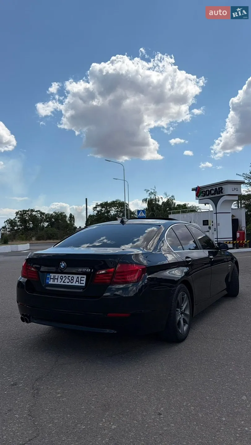 2012 BMW 5er - мініатюра 4
