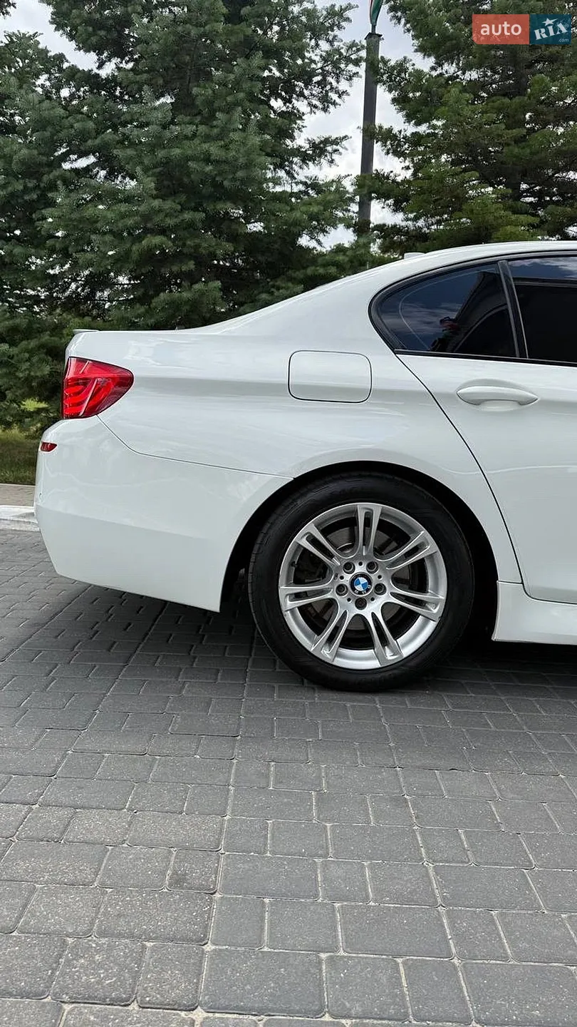 2011 BMW 5er - мініатюра 9