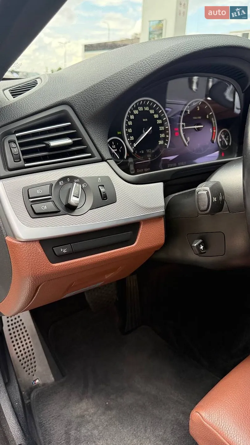 2011 BMW 5er - мініатюра 31