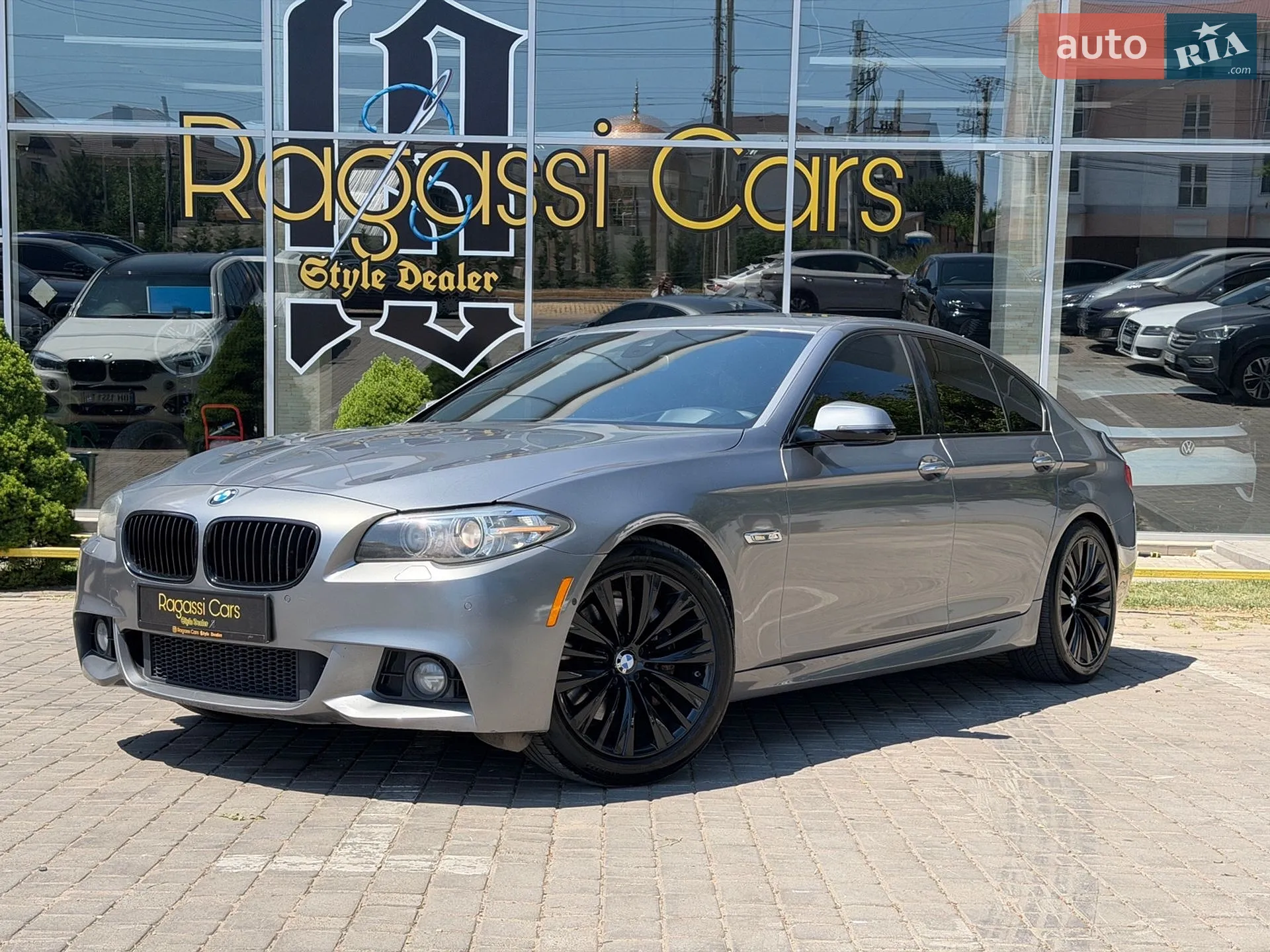 2015 BMW 5er - мініатюра 2
