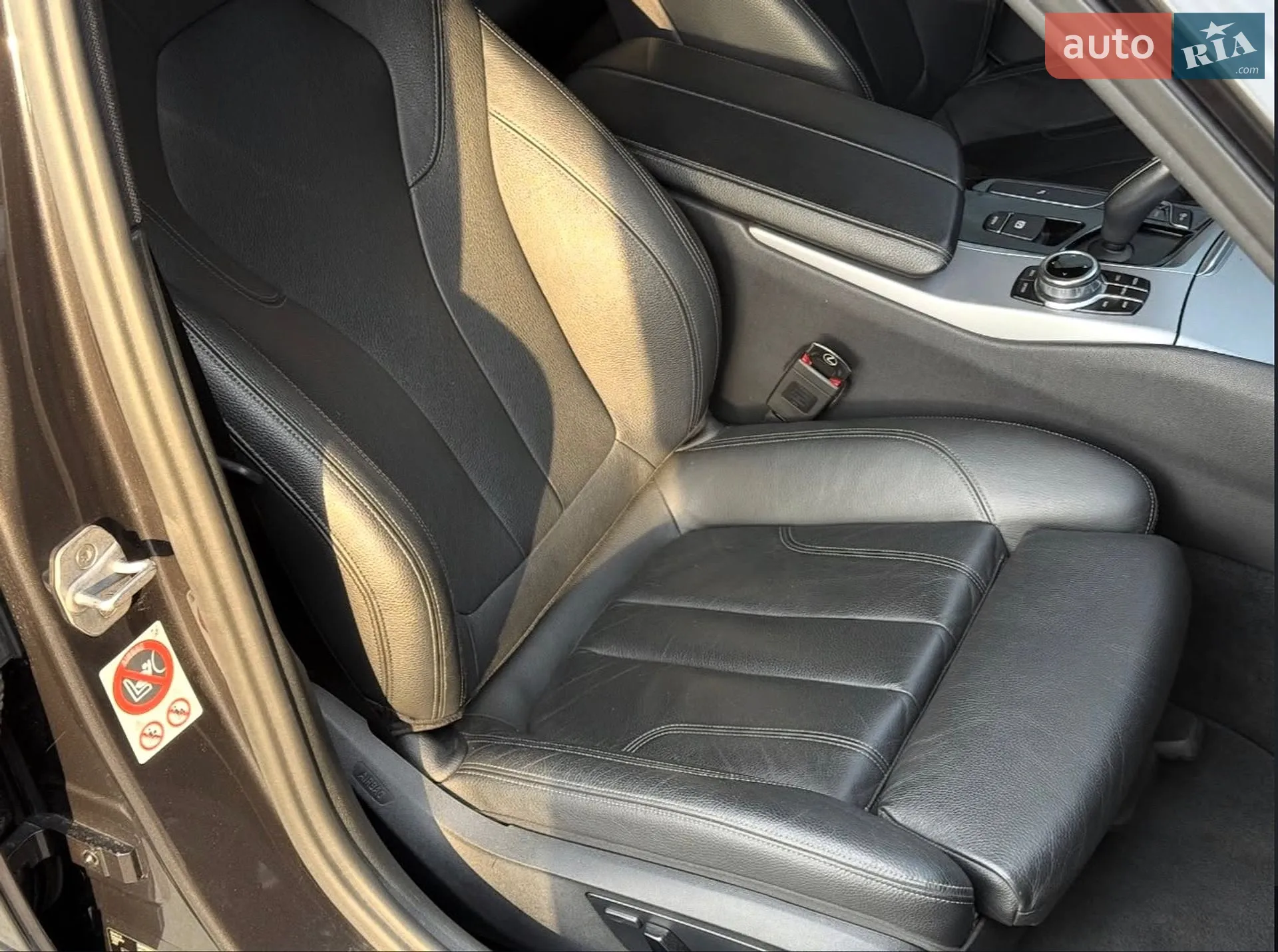 2017 BMW 5er - мініатюра 16