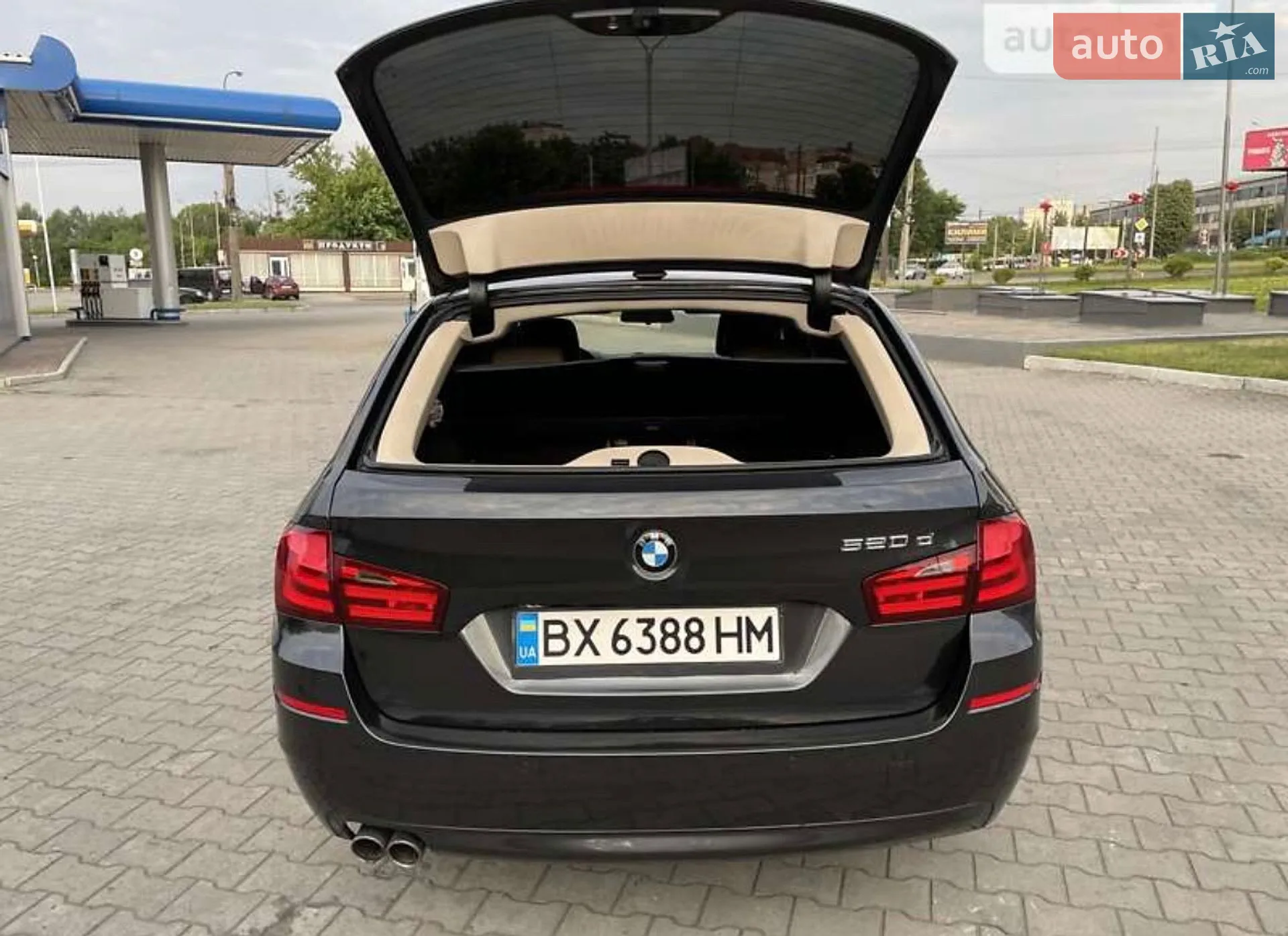 2010 BMW 5er - мініатюра 10