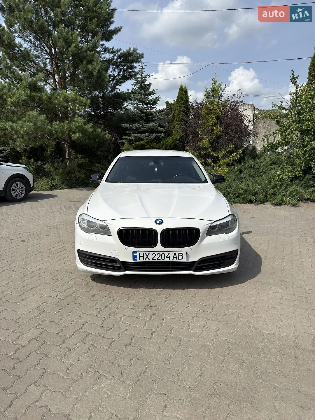 2012 BMW 5er - мініатюра 2