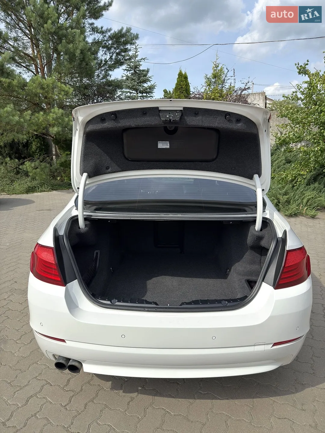 2012 BMW 5er - мініатюра 12