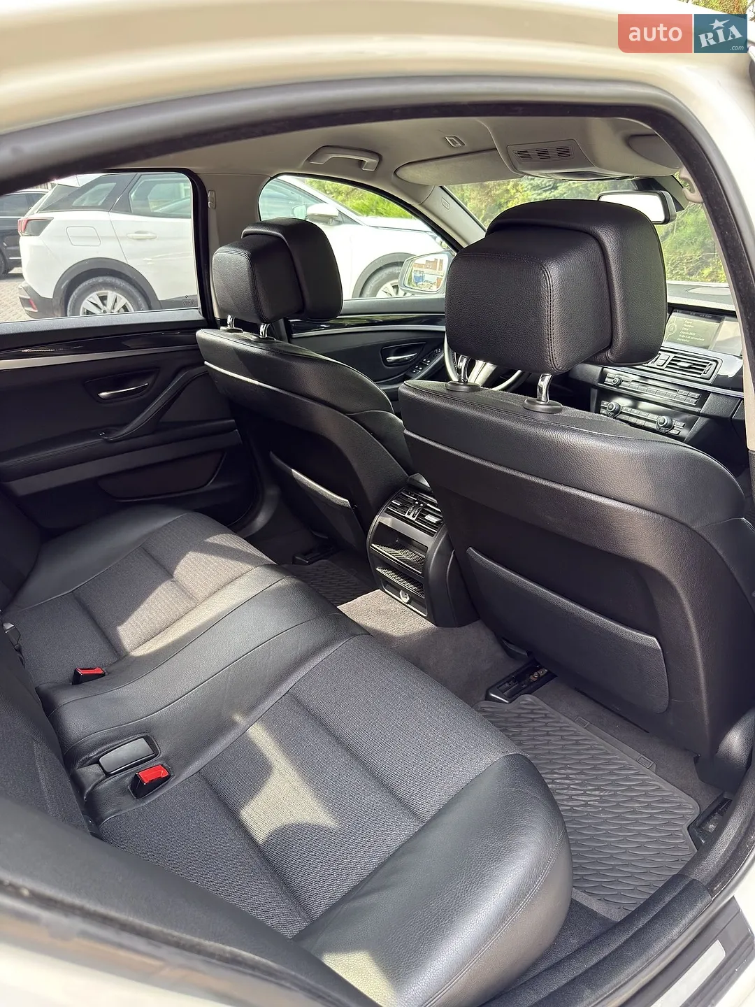 2012 BMW 5er - мініатюра 36