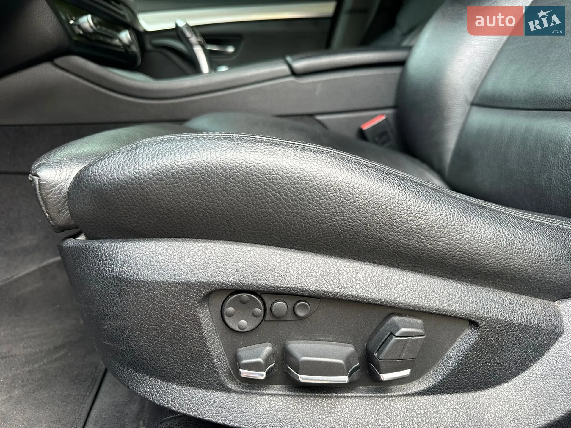 2013 BMW 5er - мініатюра 52
