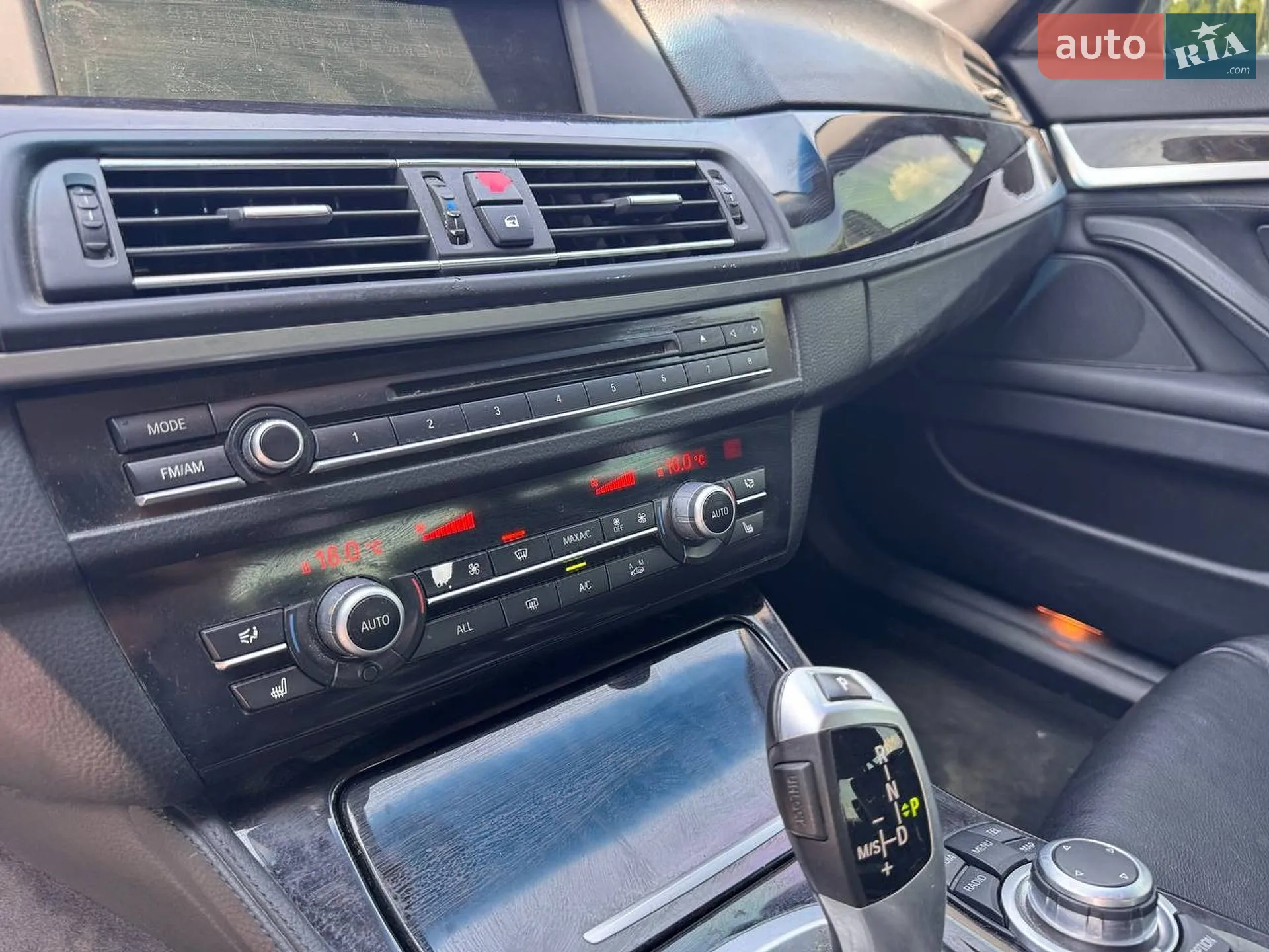 2012 BMW 5er - мініатюра 19