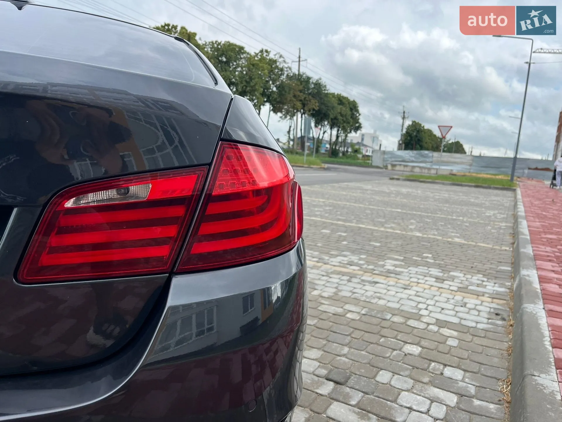 2011 BMW 5er - мініатюра 16