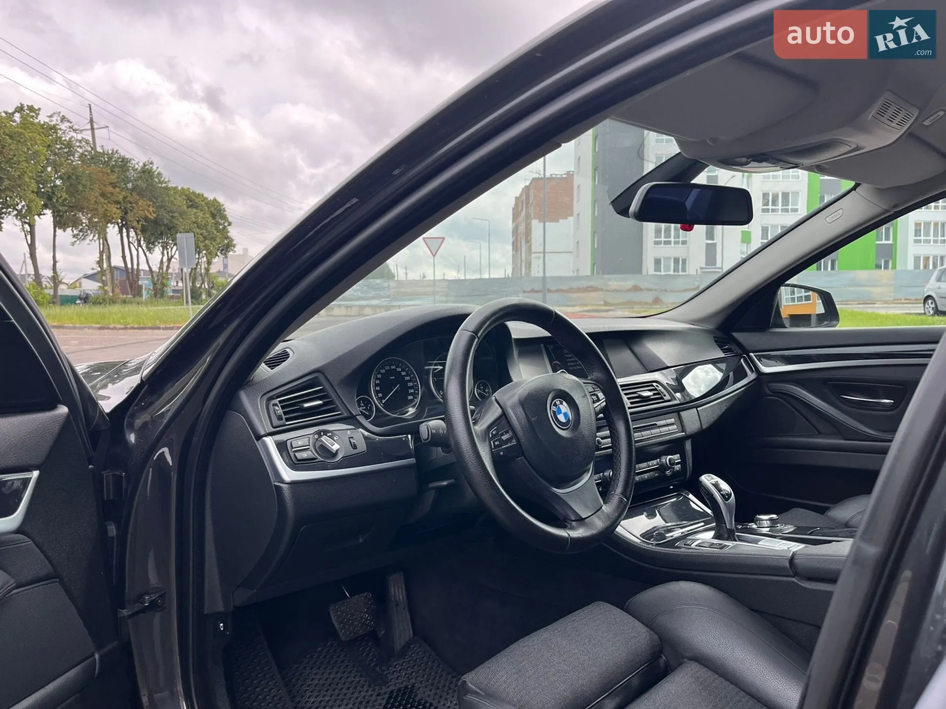 2011 BMW 5er - мініатюра 20