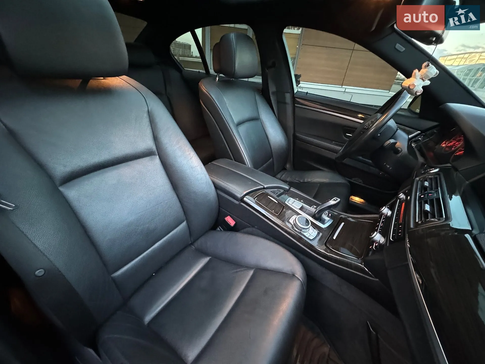2011 BMW 5er - мініатюра 12