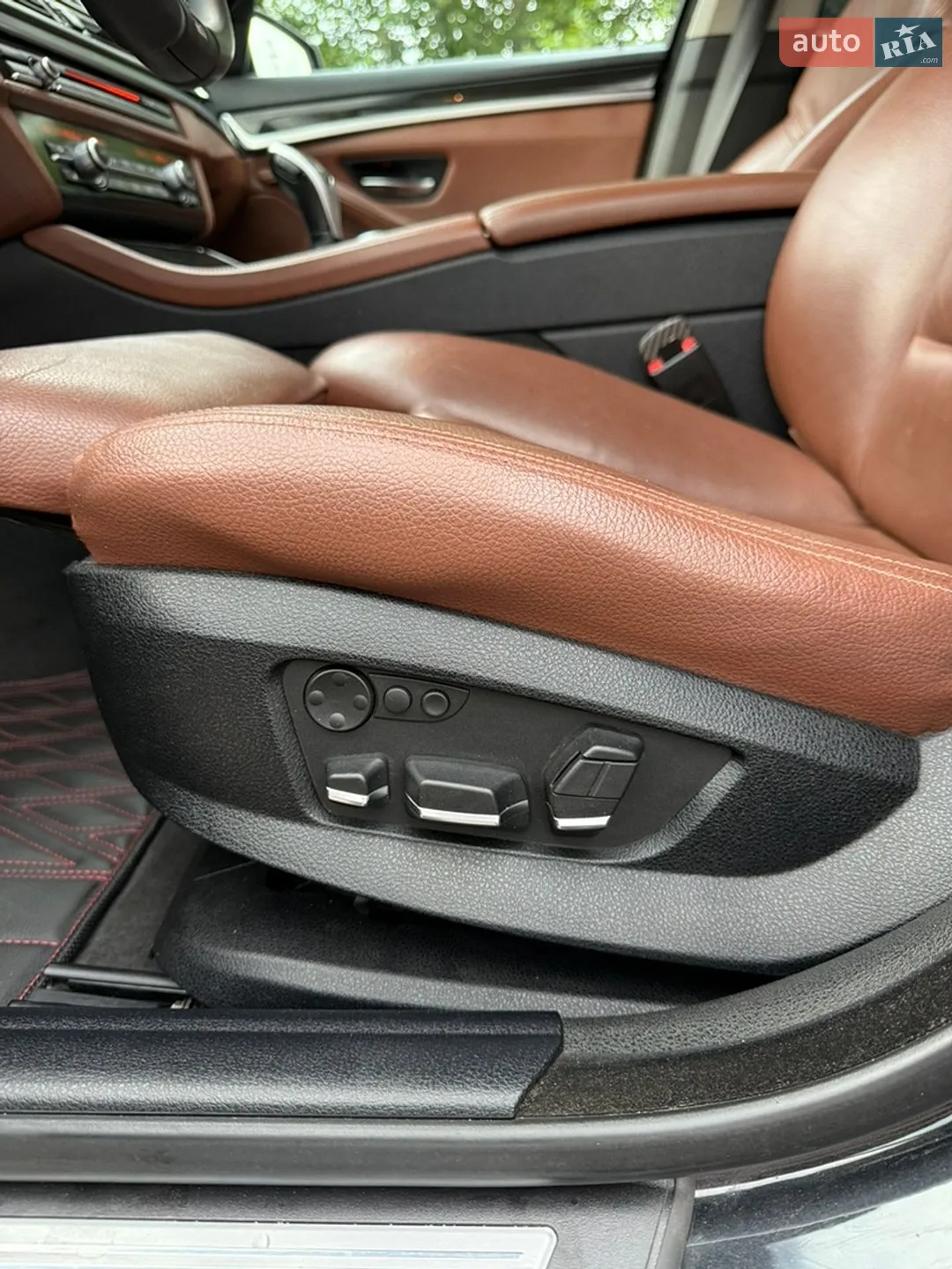 2011 BMW 5er - мініатюра 12