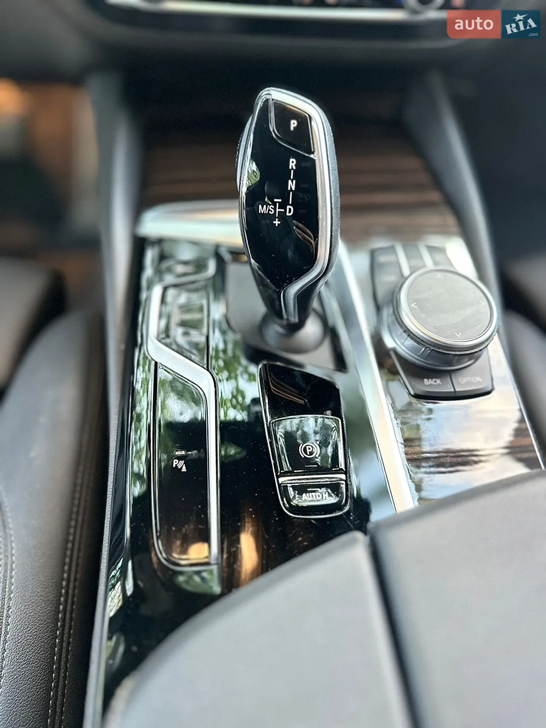 2020 BMW 5er - мініатюра 13