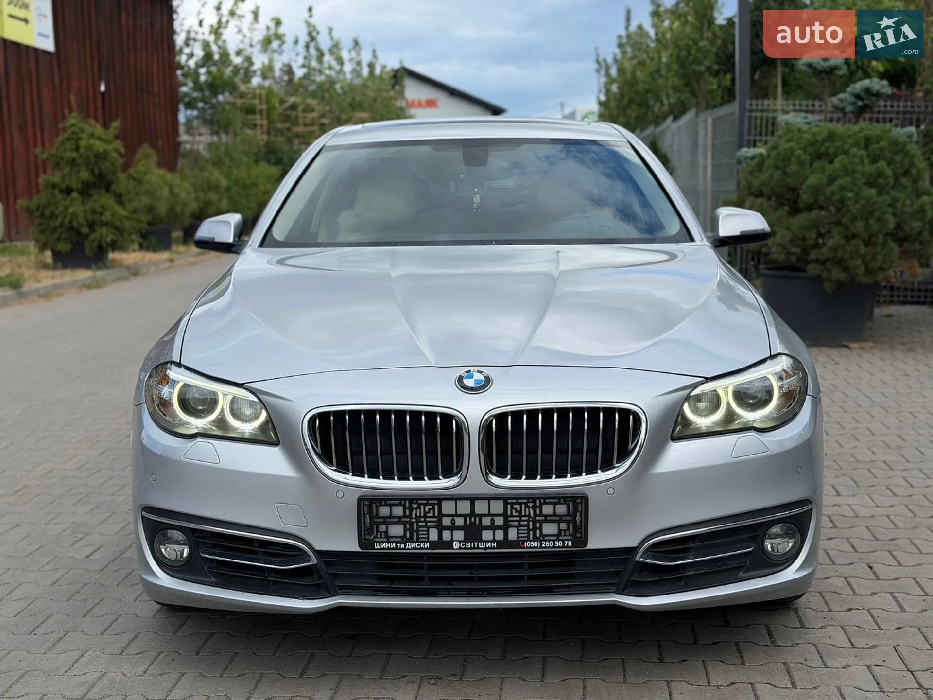 2015 BMW 5er - мініатюра 2
