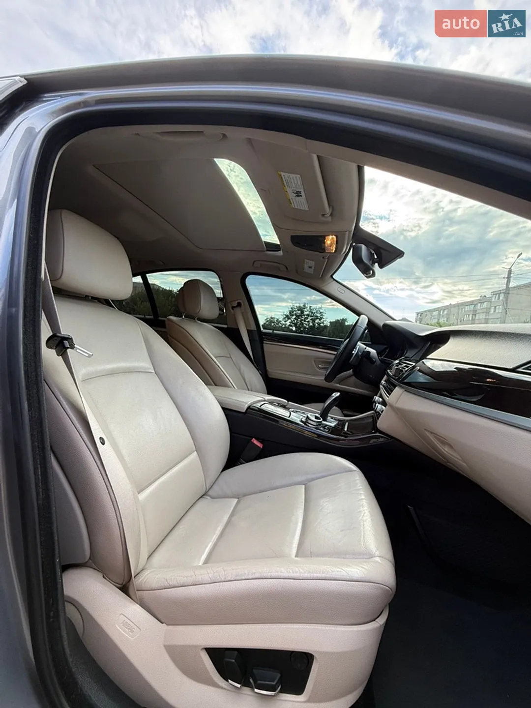 2012 BMW 5er - мініатюра 8