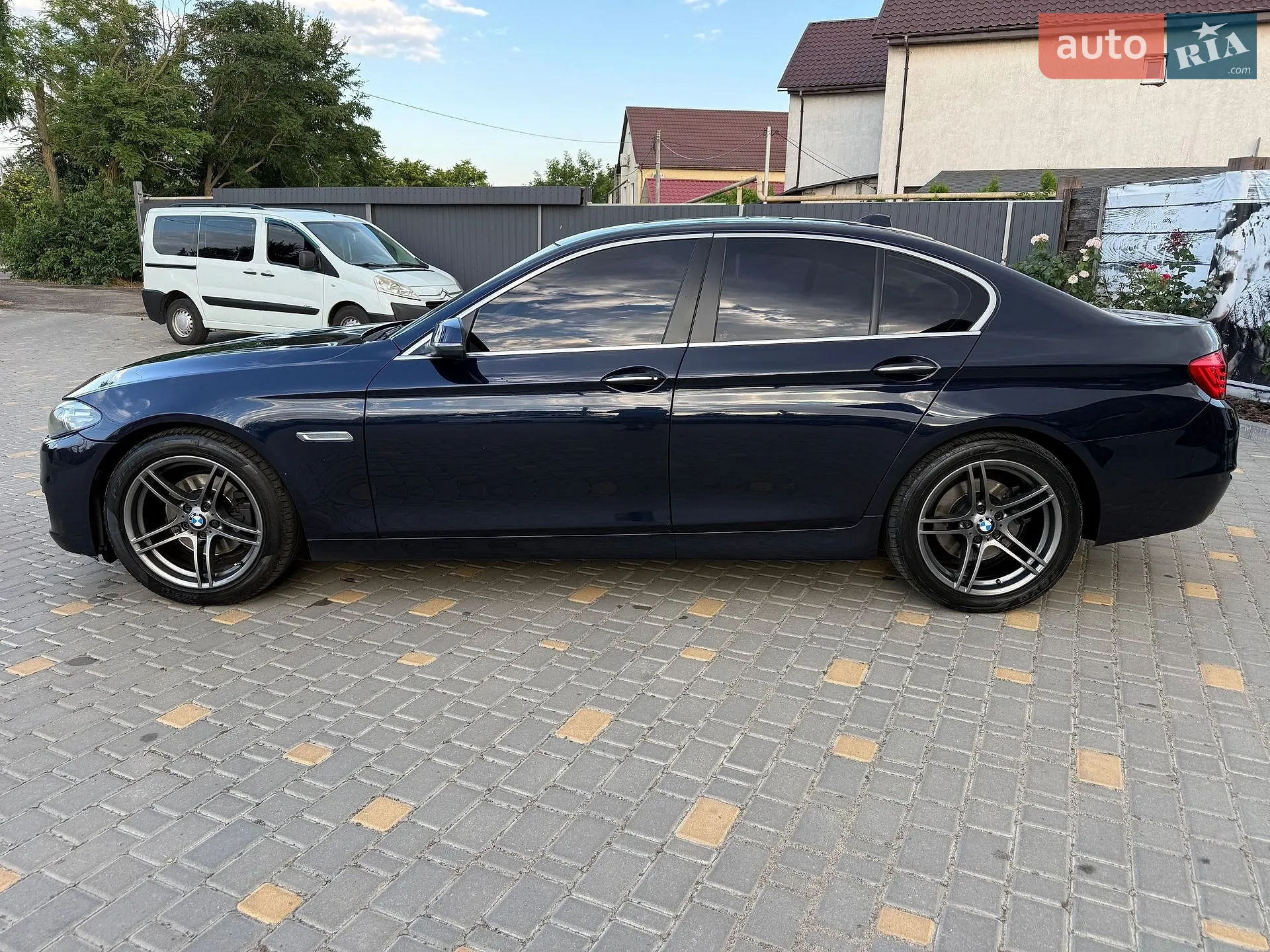 2014 BMW 5er - мініатюра 7
