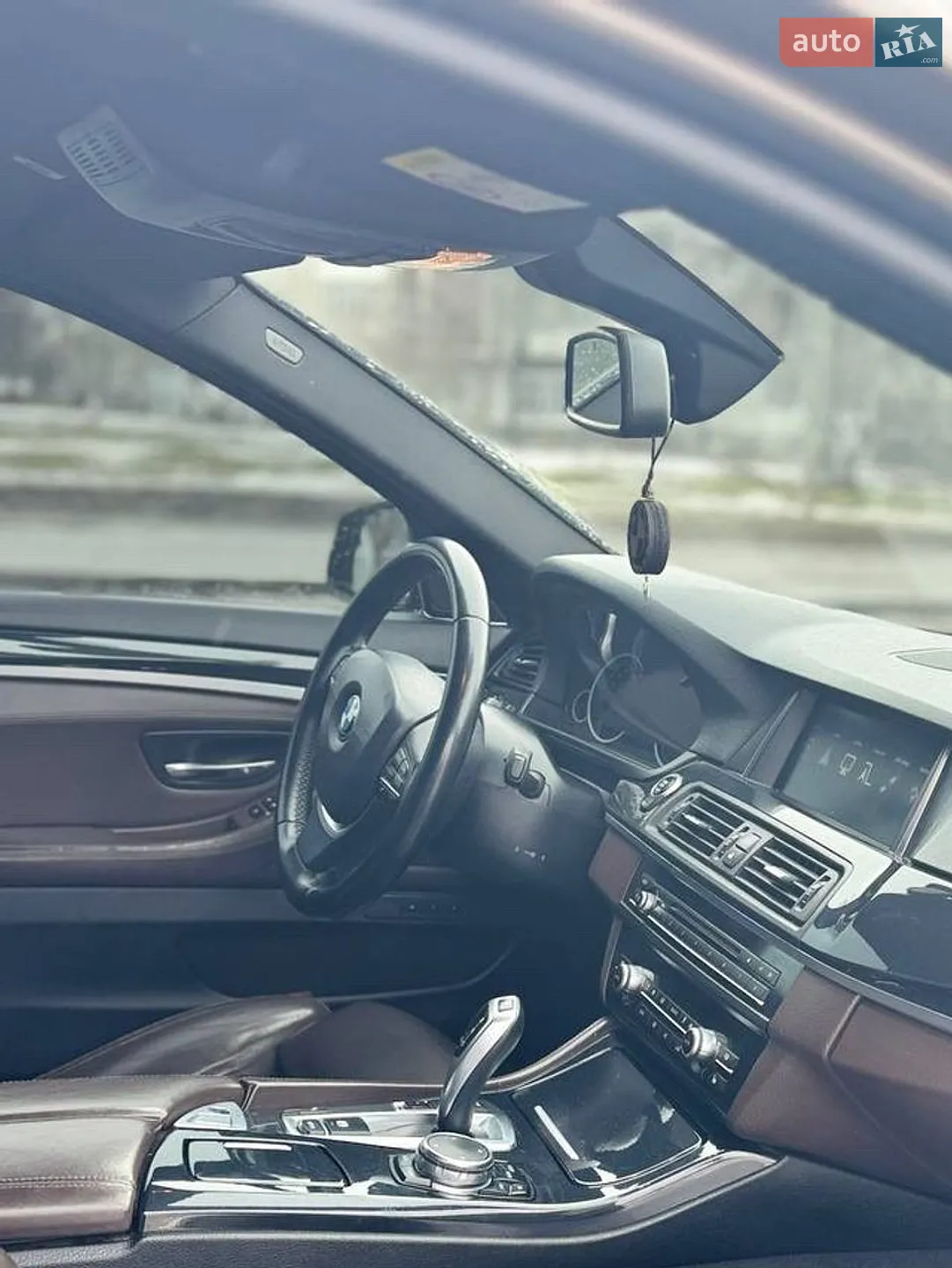 2013 BMW 5er - мініатюра 10