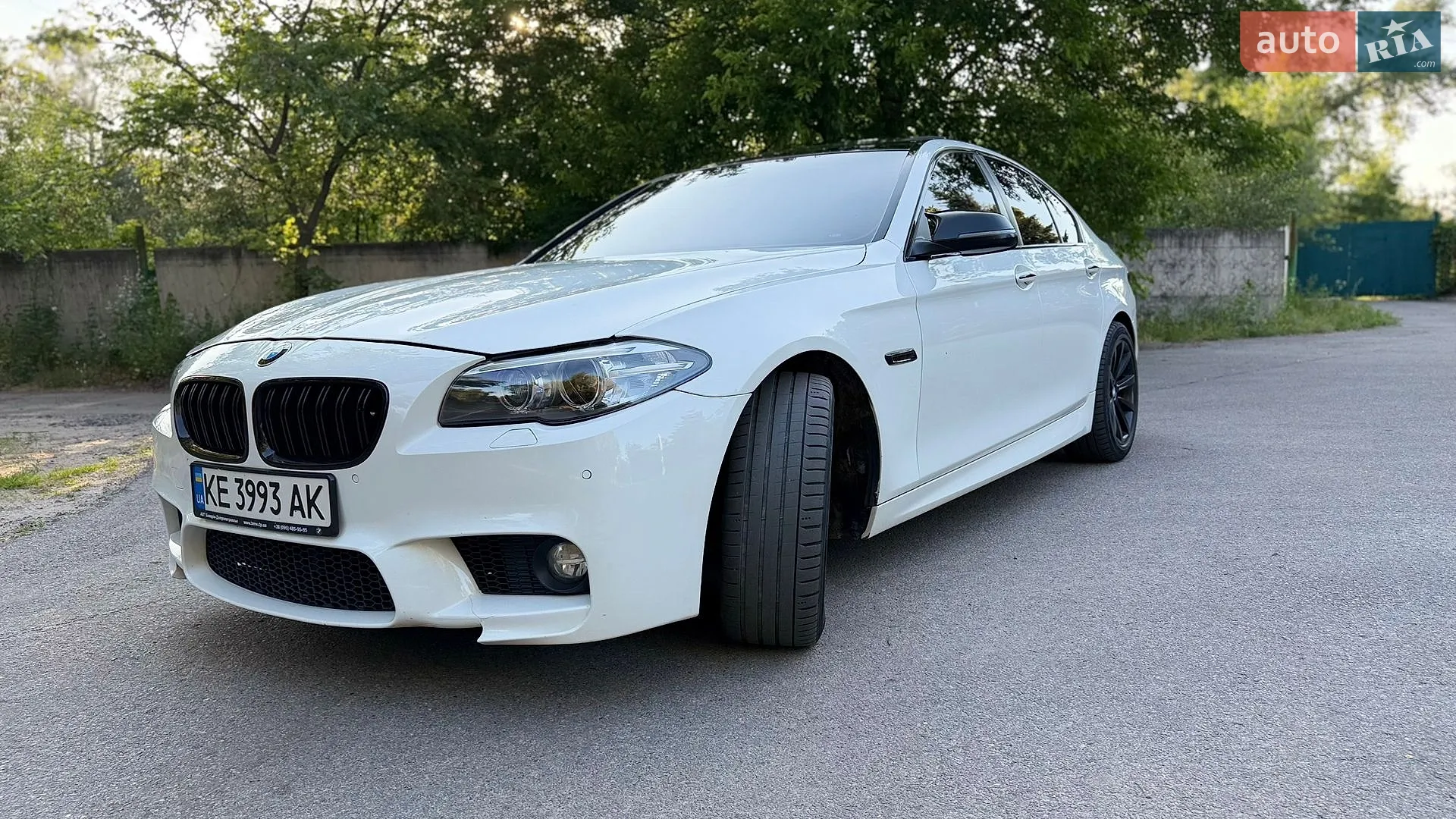 2015 BMW 5er - мініатюра 2
