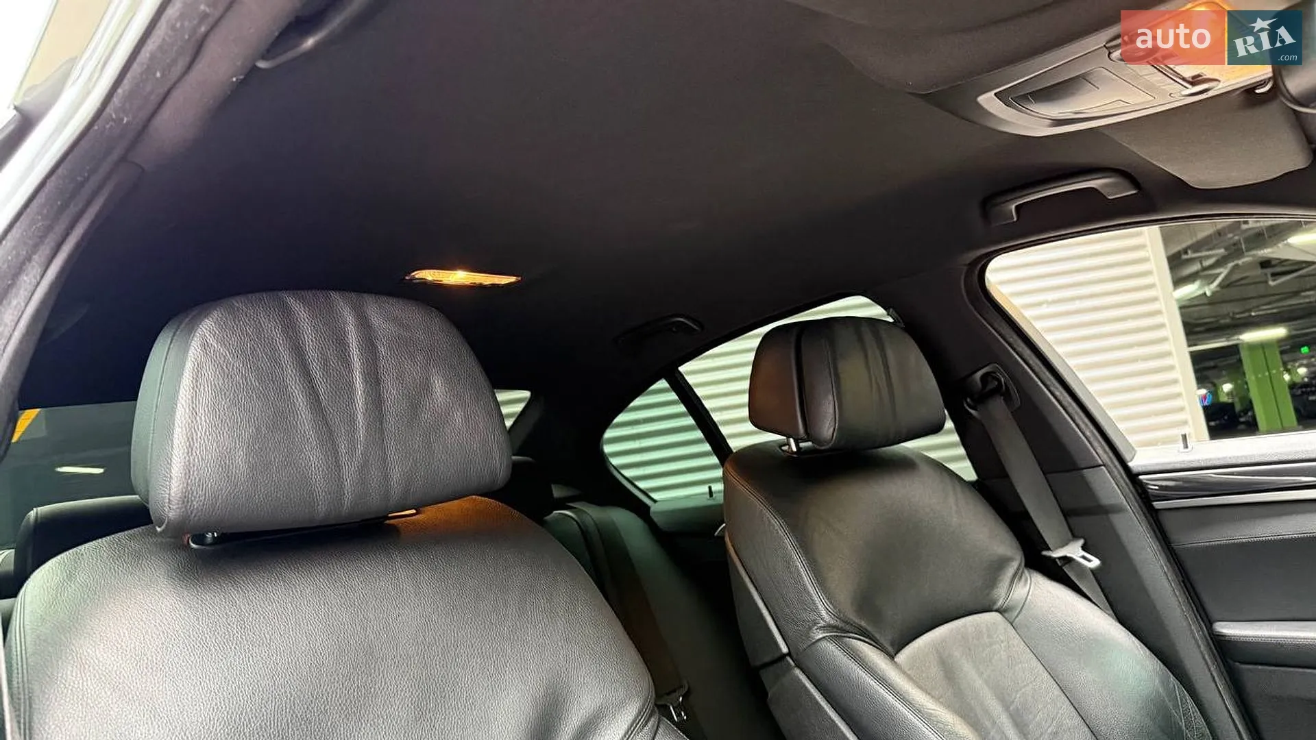 2010 BMW 5er - мініатюра 17