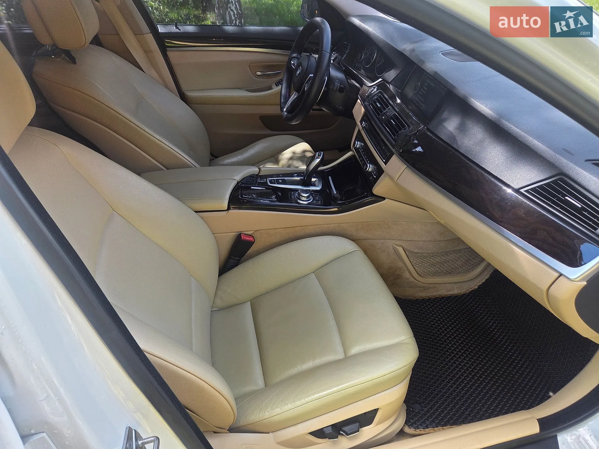 2011 BMW 5er - мініатюра 9