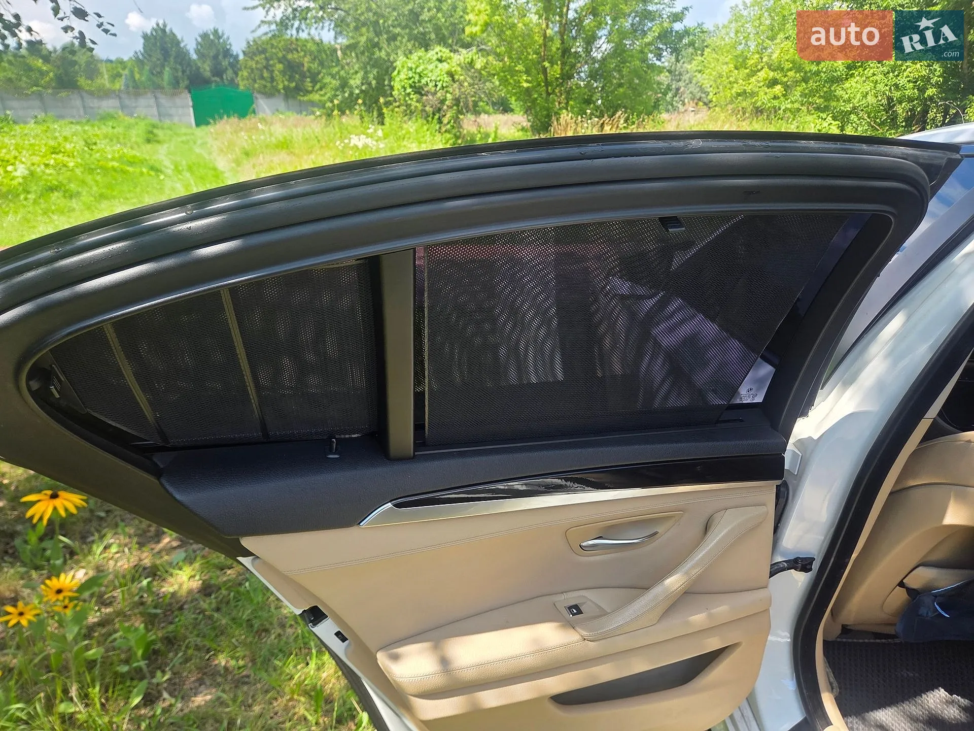 2011 BMW 5er - мініатюра 11