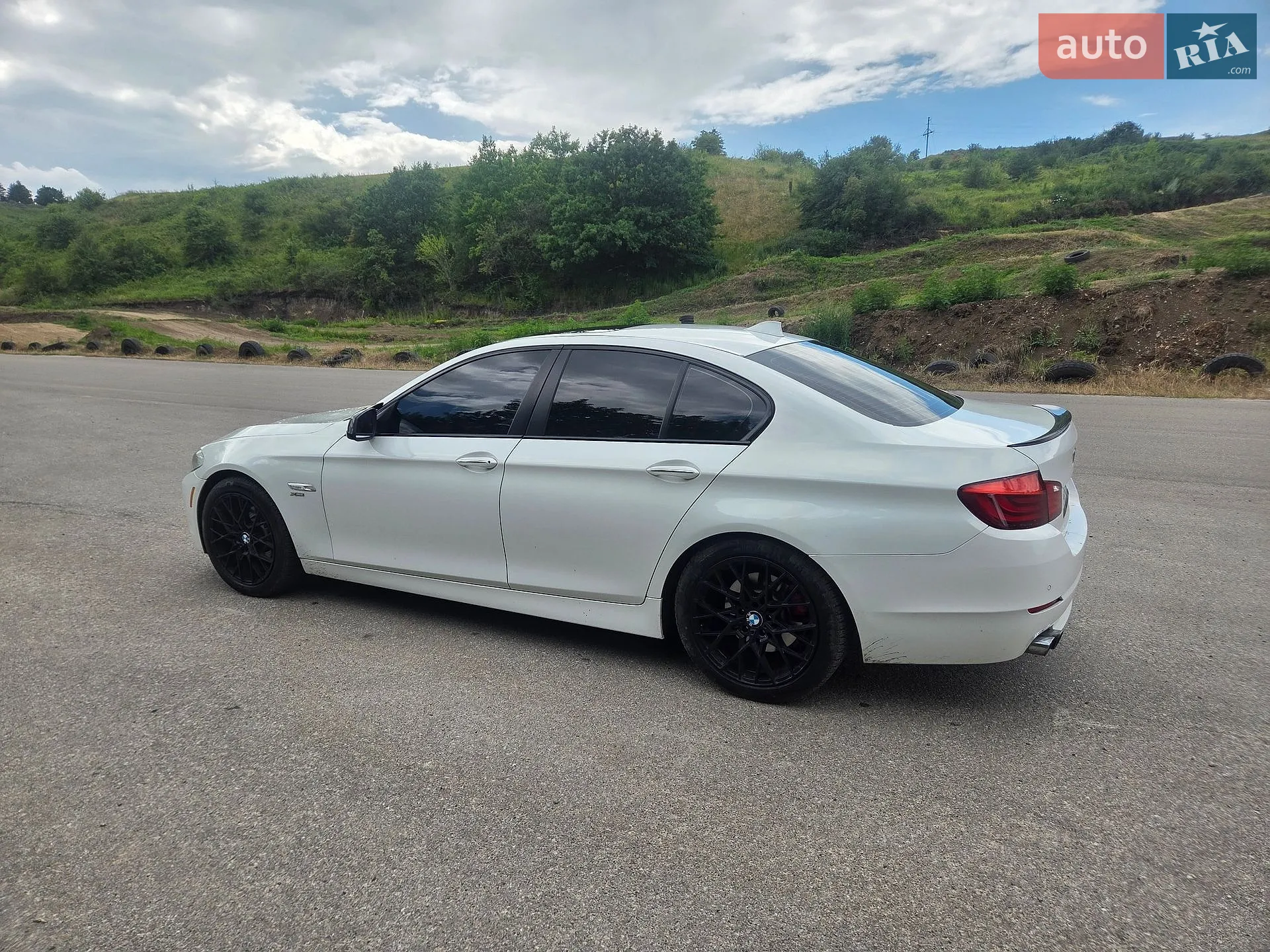 2011 BMW 5er - мініатюра 17