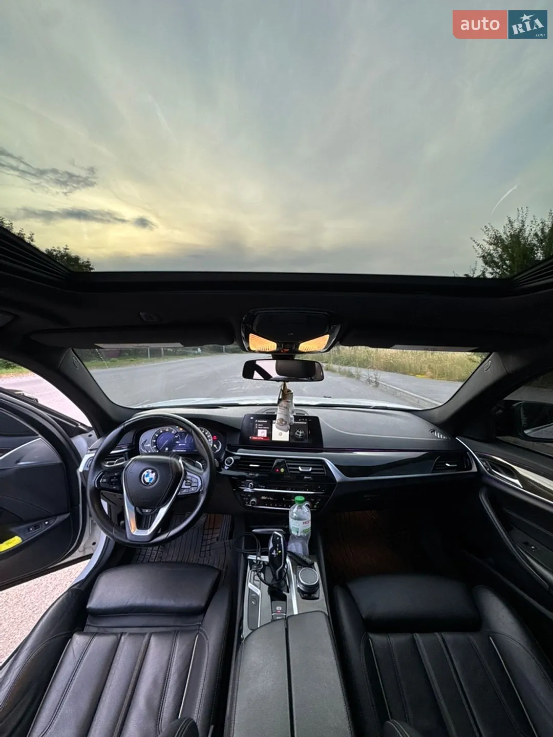 2017 BMW 5er - мініатюра 16