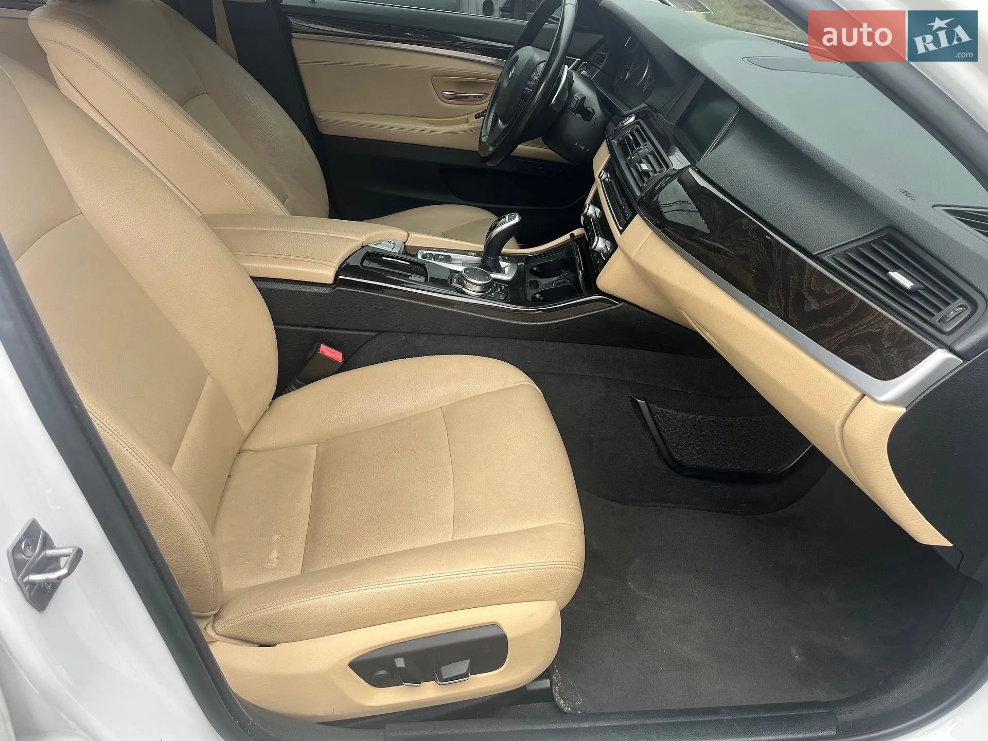 2016 BMW 5er - мініатюра 15