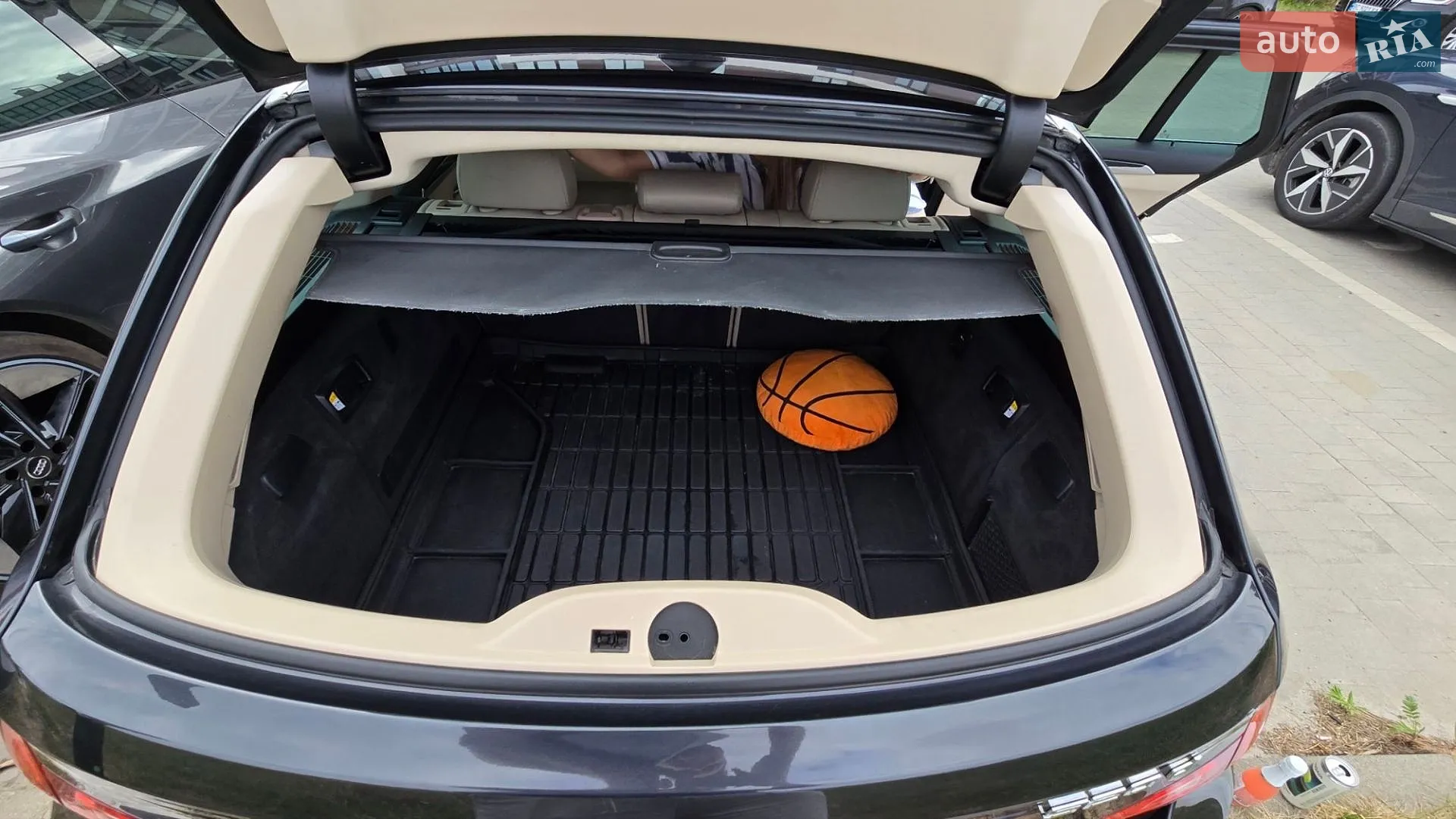 2011 BMW 5er - мініатюра 10