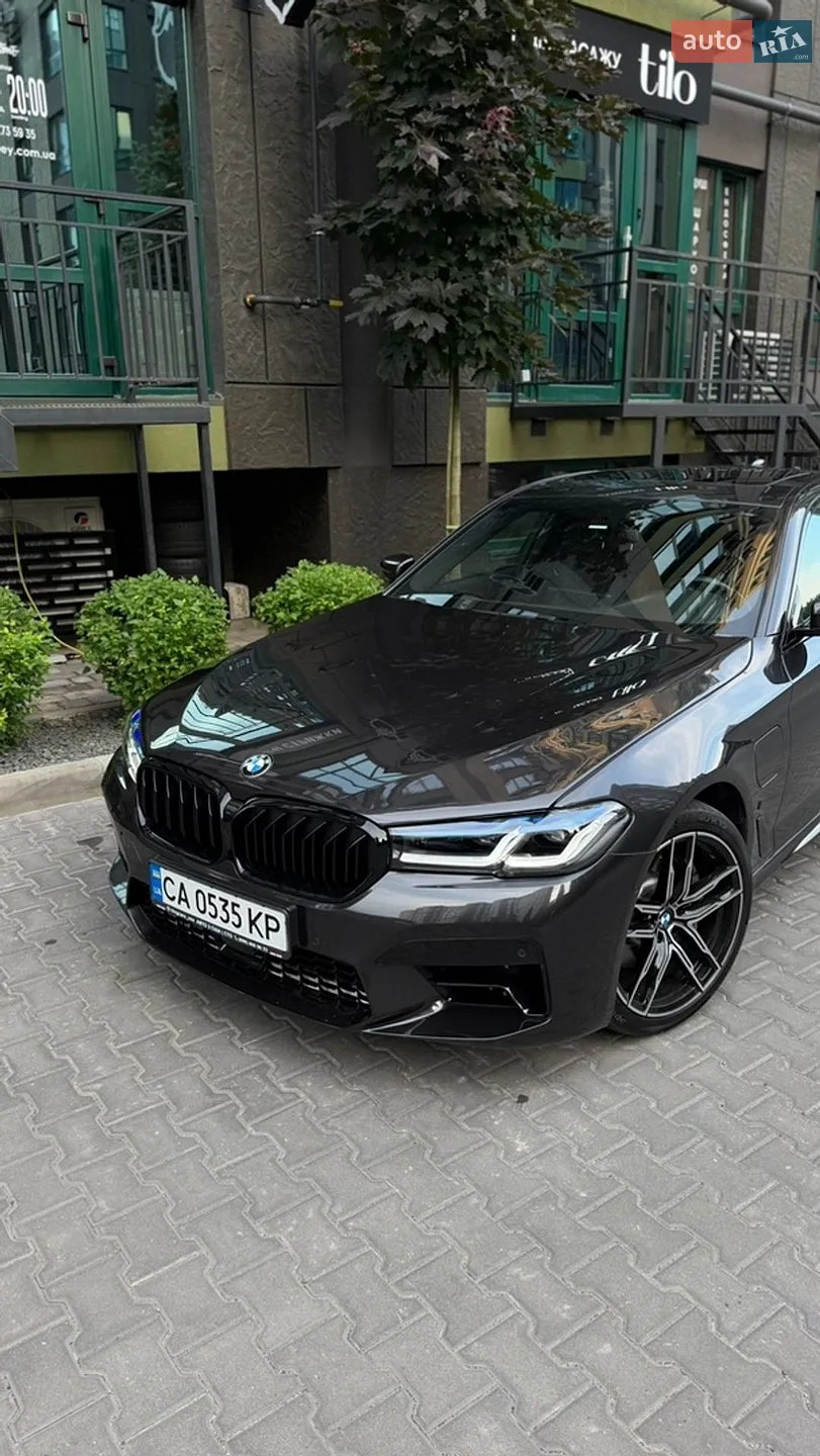 2018 BMW 5er - мініатюра 2