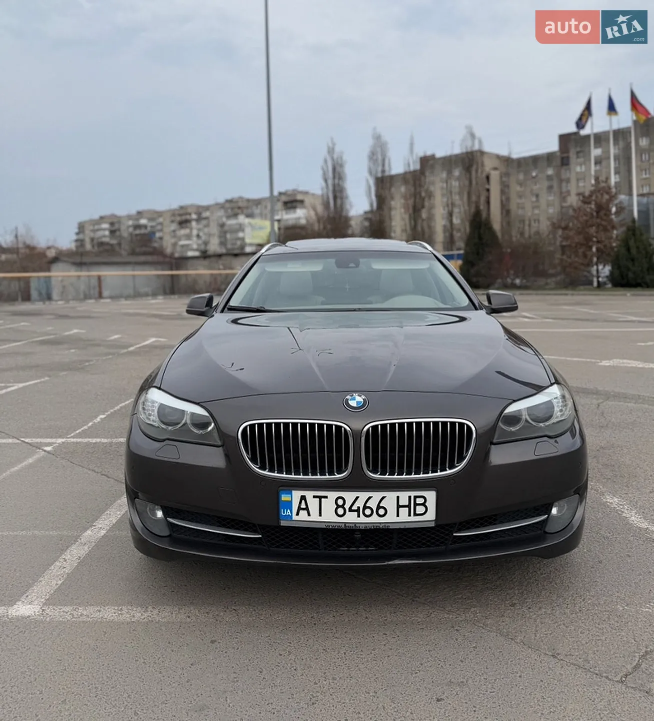 2011 BMW 5er - мініатюра 2