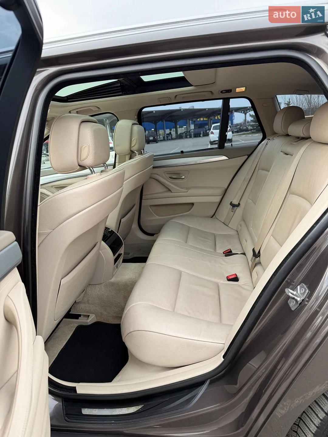2011 BMW 5er - мініатюра 14