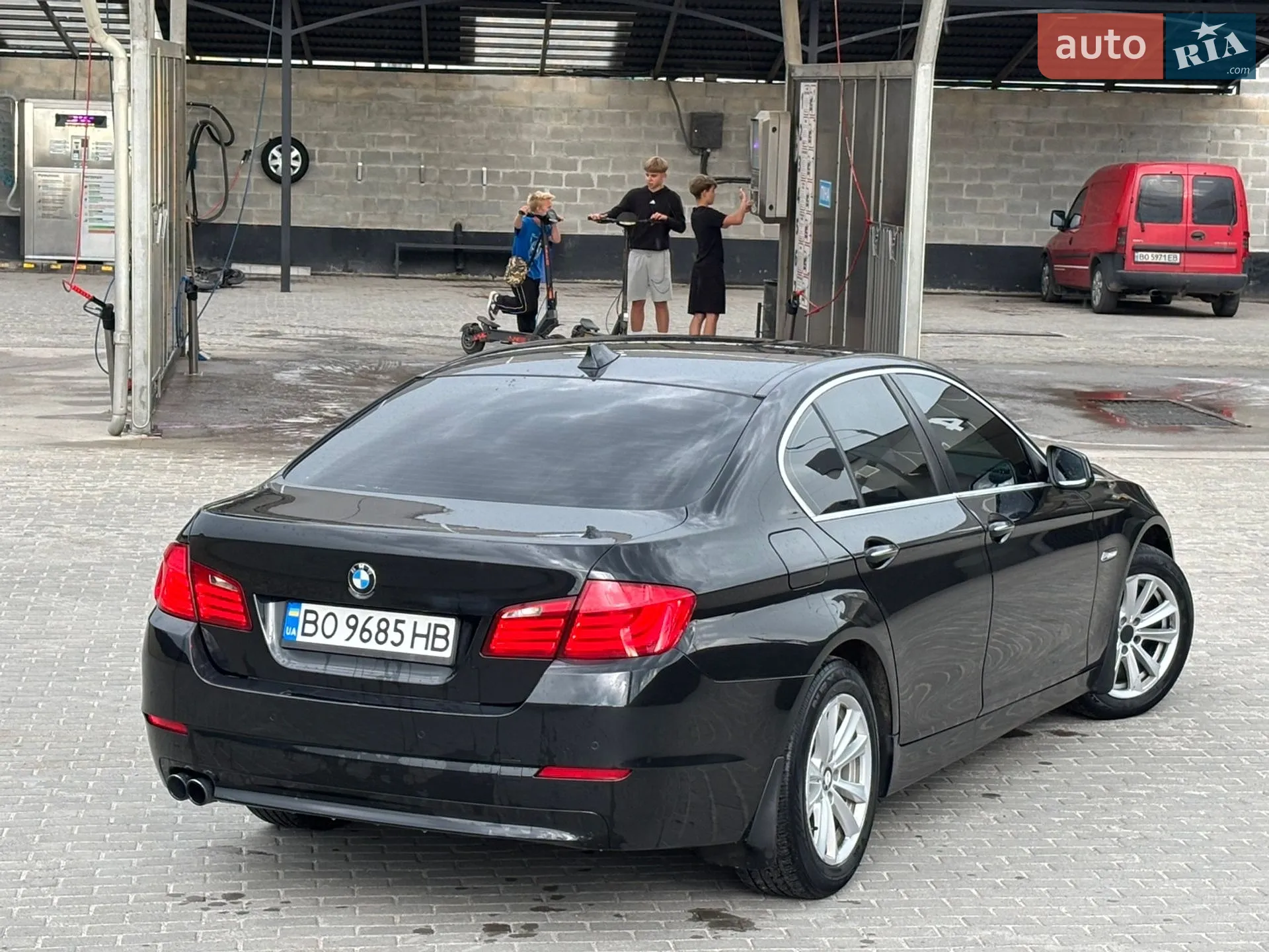 2011 BMW 5er - мініатюра 3