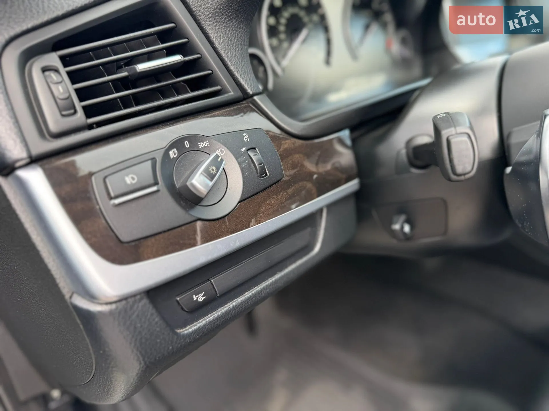 2013 BMW 5er - мініатюра 14