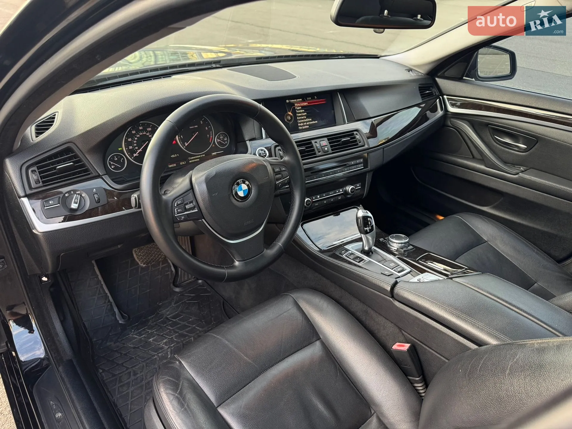 2014 BMW 5er - мініатюра 18