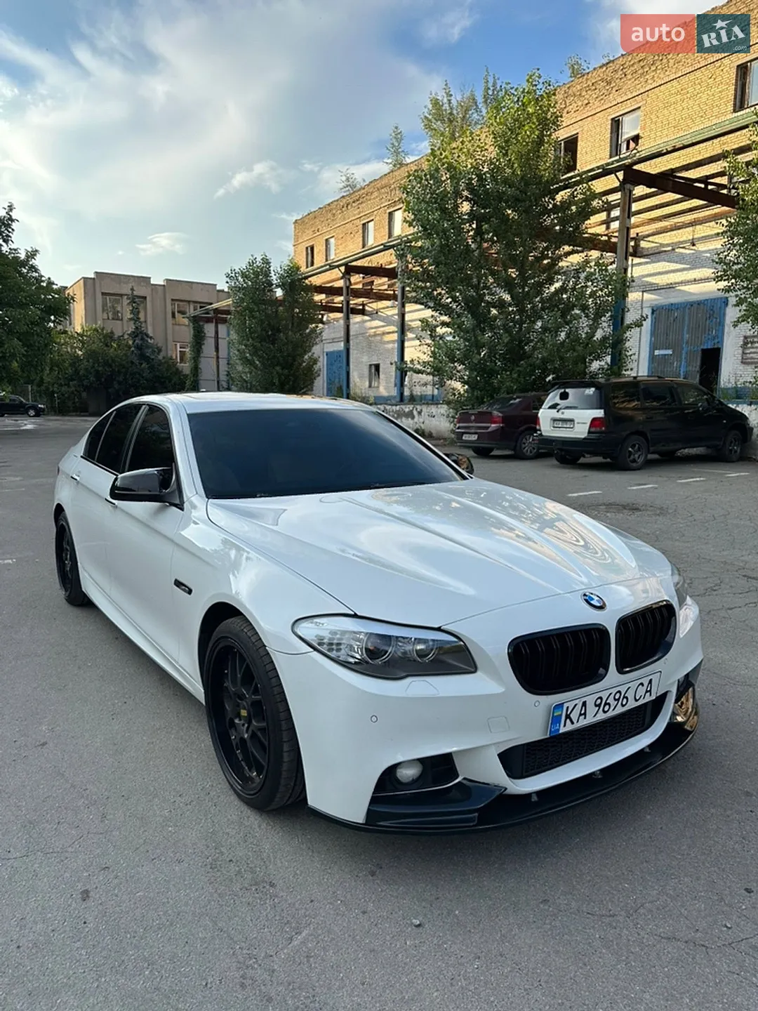 2012 BMW 5er - мініатюра 11