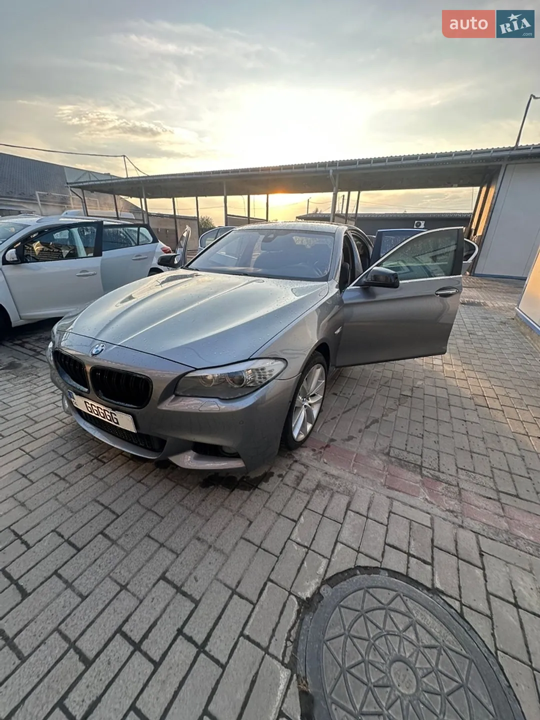 2012 BMW 5er - мініатюра 11