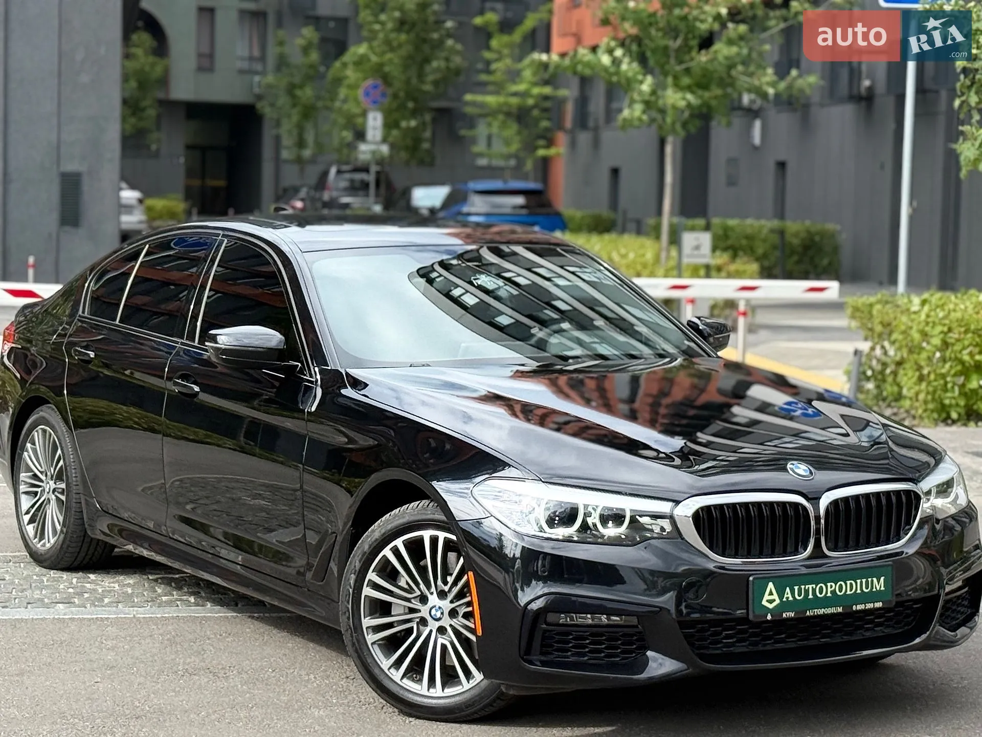 2018 BMW 5er - мініатюра 2