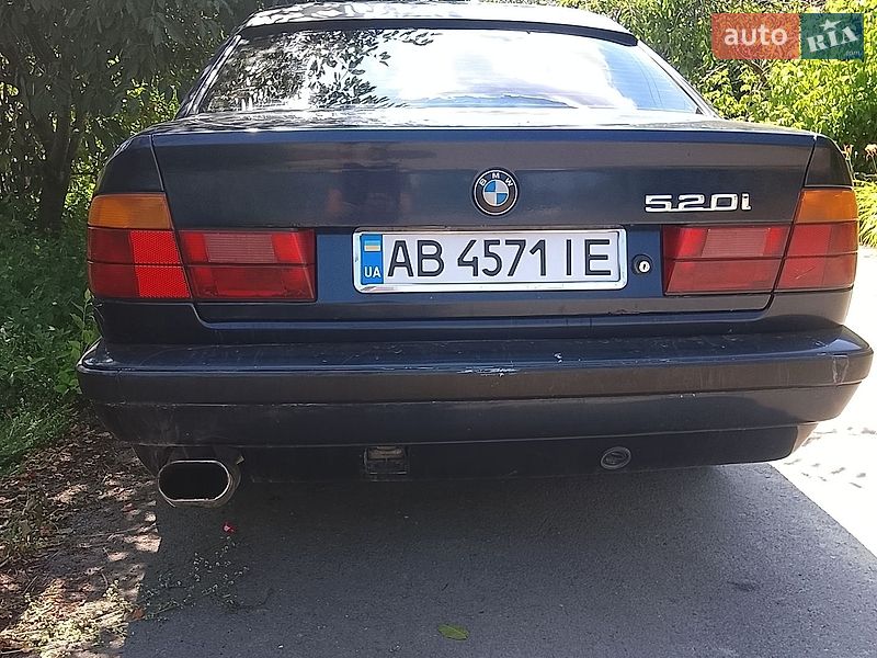 Седан BMW 5 Series 1988 в Піщанці